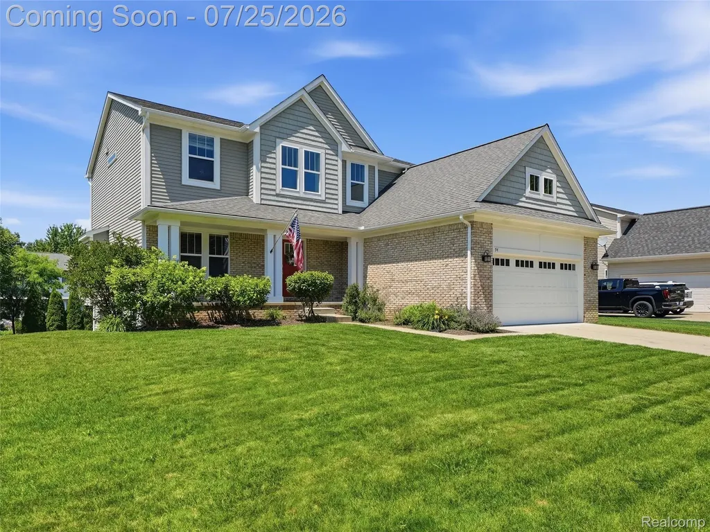 94 Blackberry Drive White Lake Charter Township MI 48386