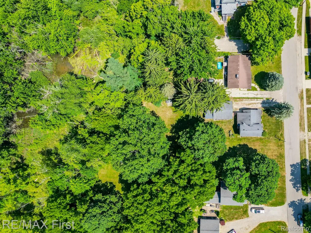 34741 Maple Street Memphis City MI 48041