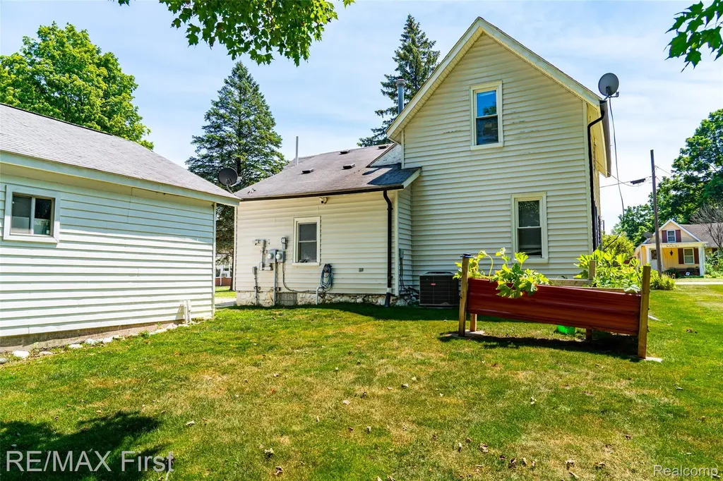 34741 Maple Street Memphis City MI 48041