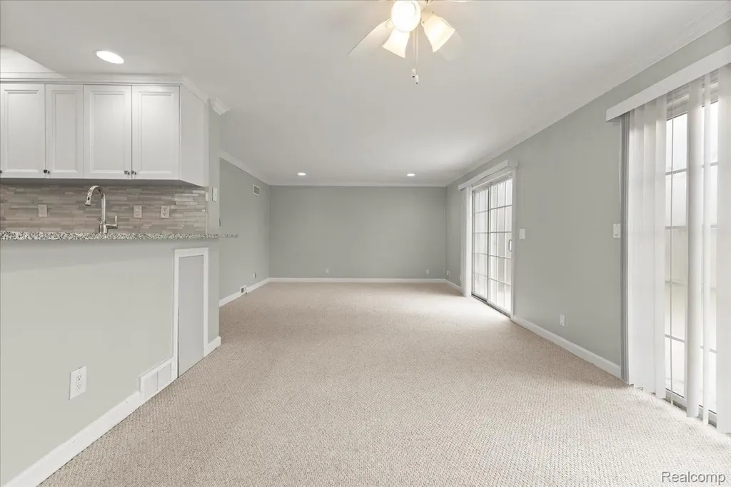 1313 Royal Avenue Royal Oak City MI 48073