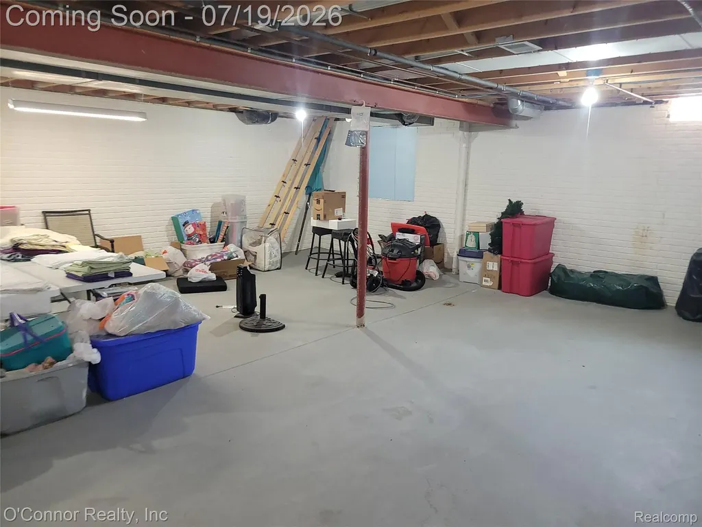 1038 Broad Ax Lane Kimball Township MI 48074