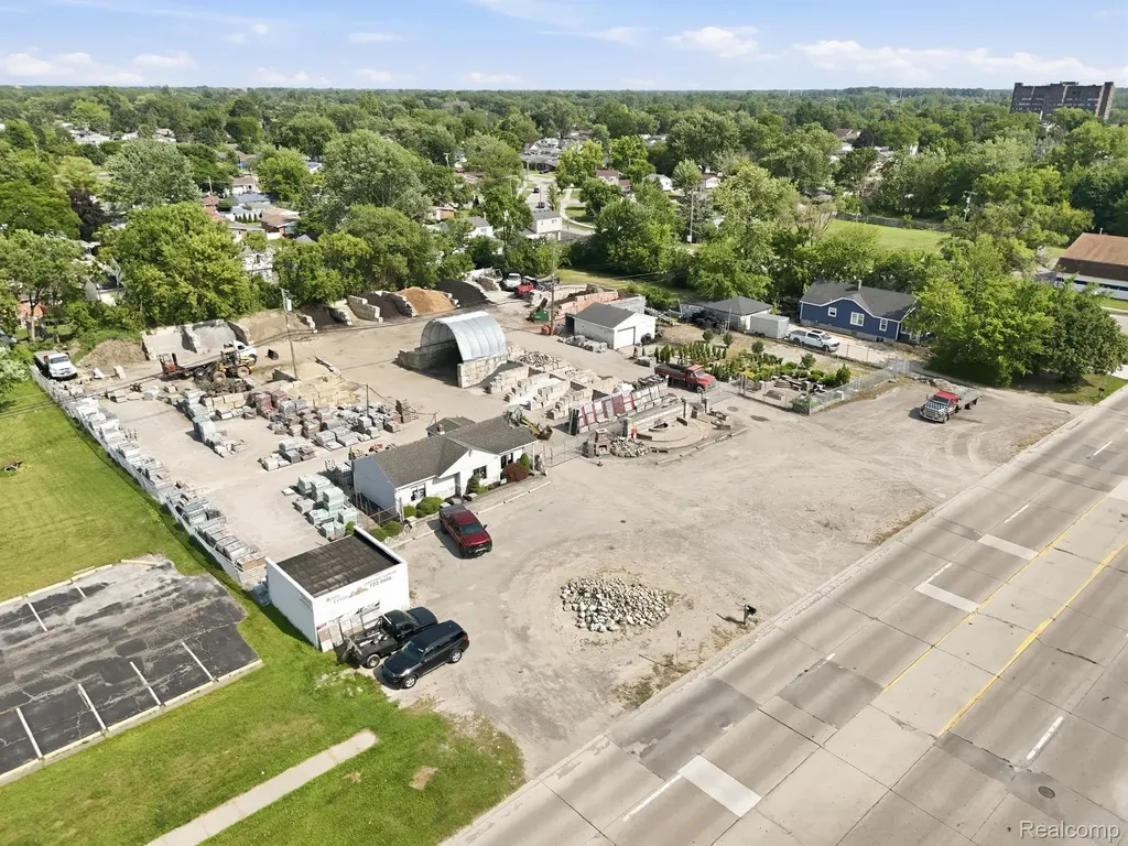 1287 S Merriman Road Westland City MI 48186