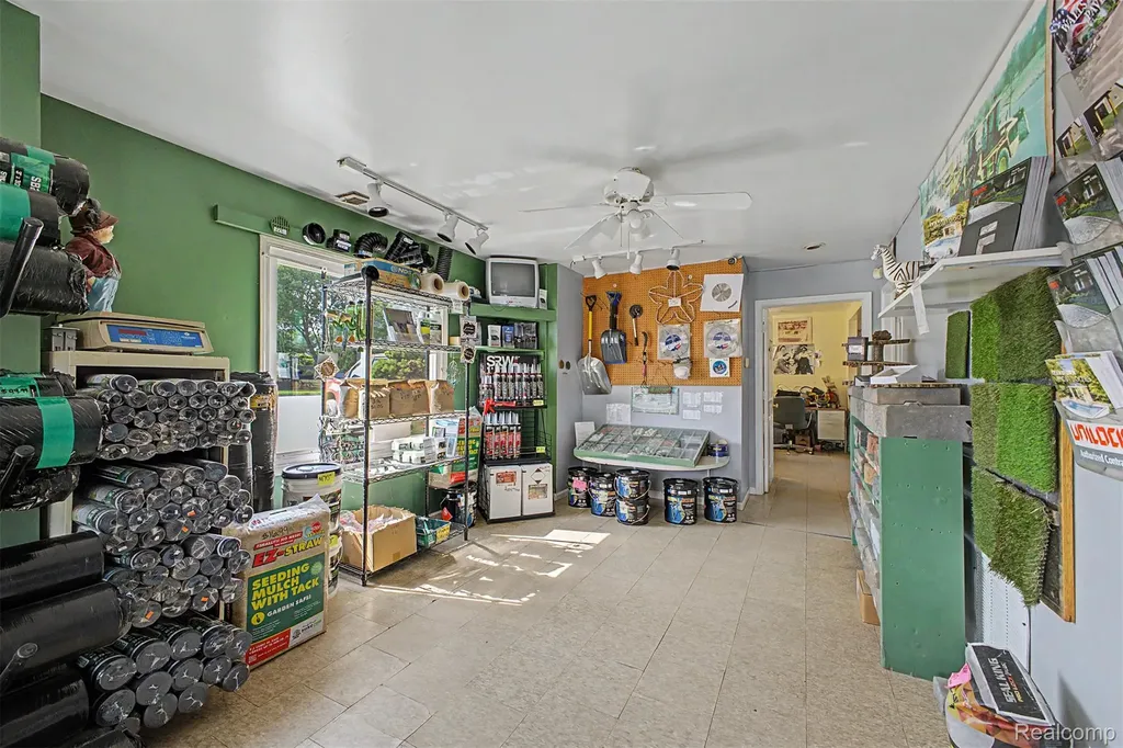 1287 S Merriman Road Westland City MI 48186