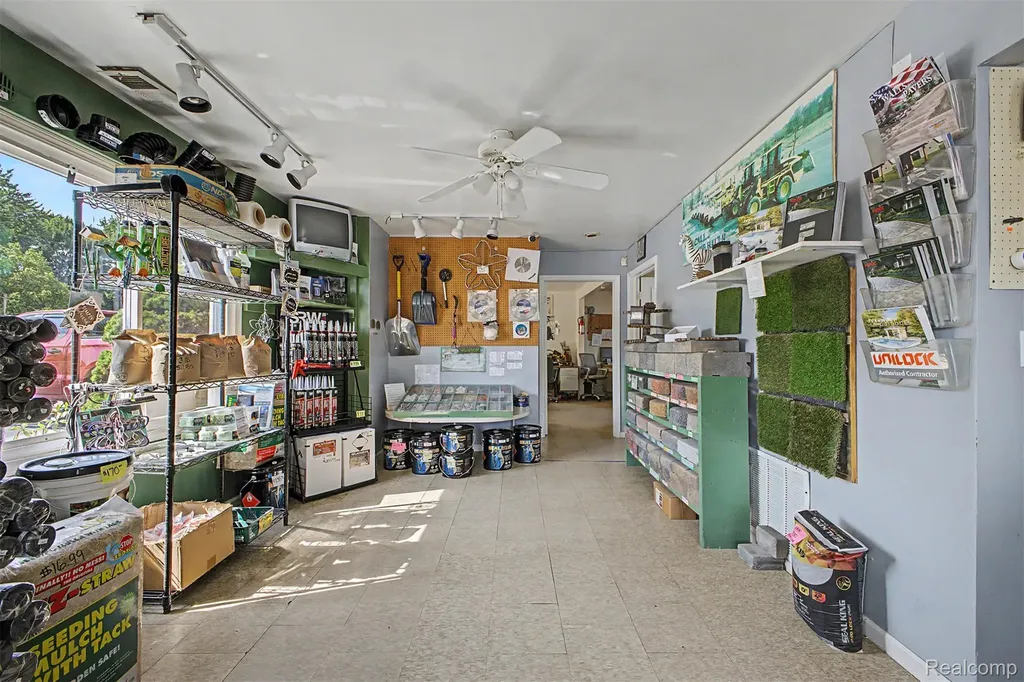 1287 S Merriman Road Westland City MI 48186