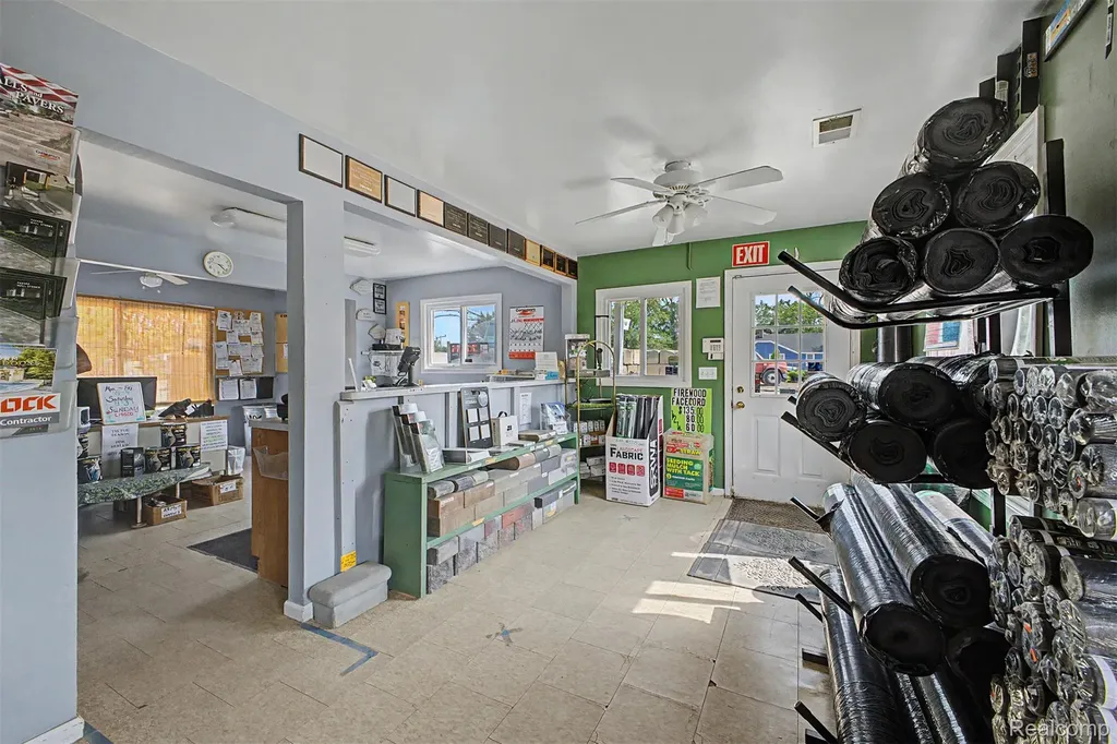1287 S Merriman Road Westland City MI 48186