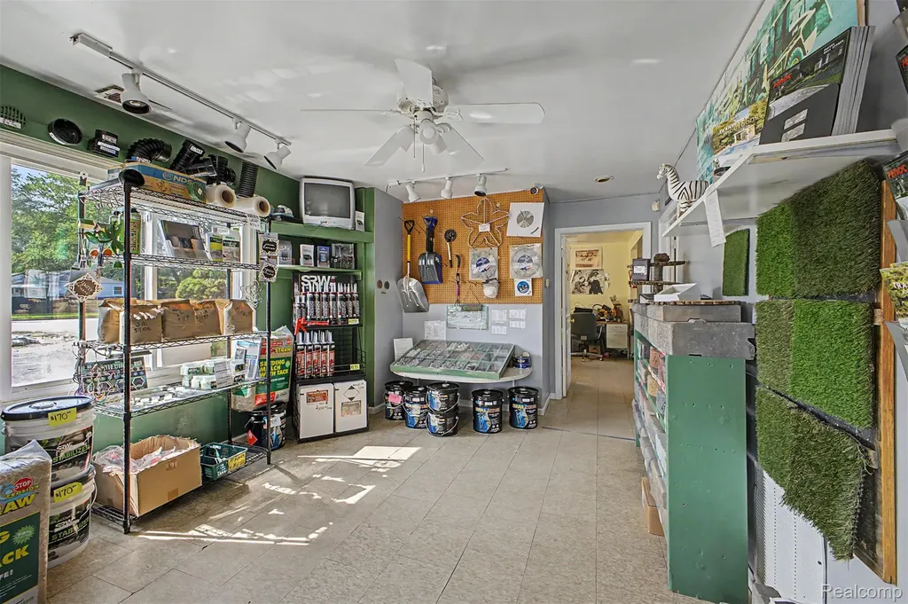 1287 S Merriman Road Westland City MI 48186