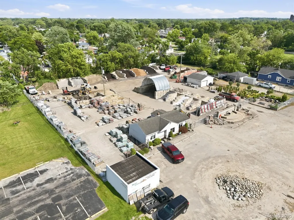 1287 S Merriman Road Westland City MI 48186
