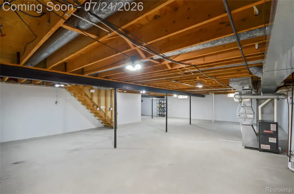 35535 Collingwood Drive Sterling Heights City MI 48312