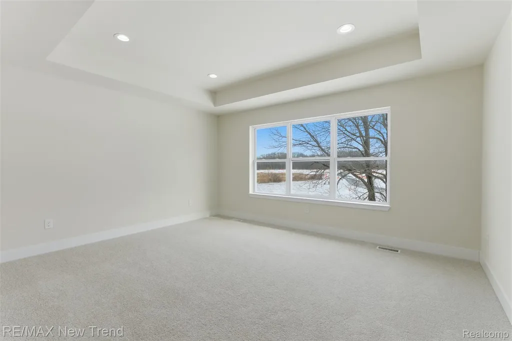 2388 Madison Street Wixom City MI 48393