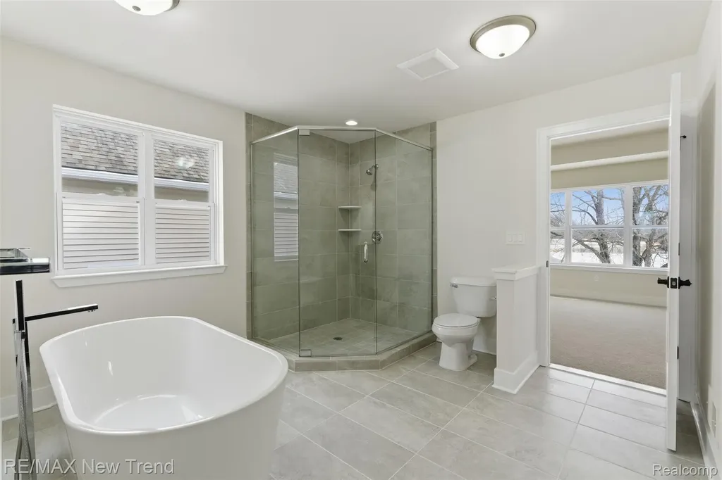 2388 Madison Street Wixom City MI 48393