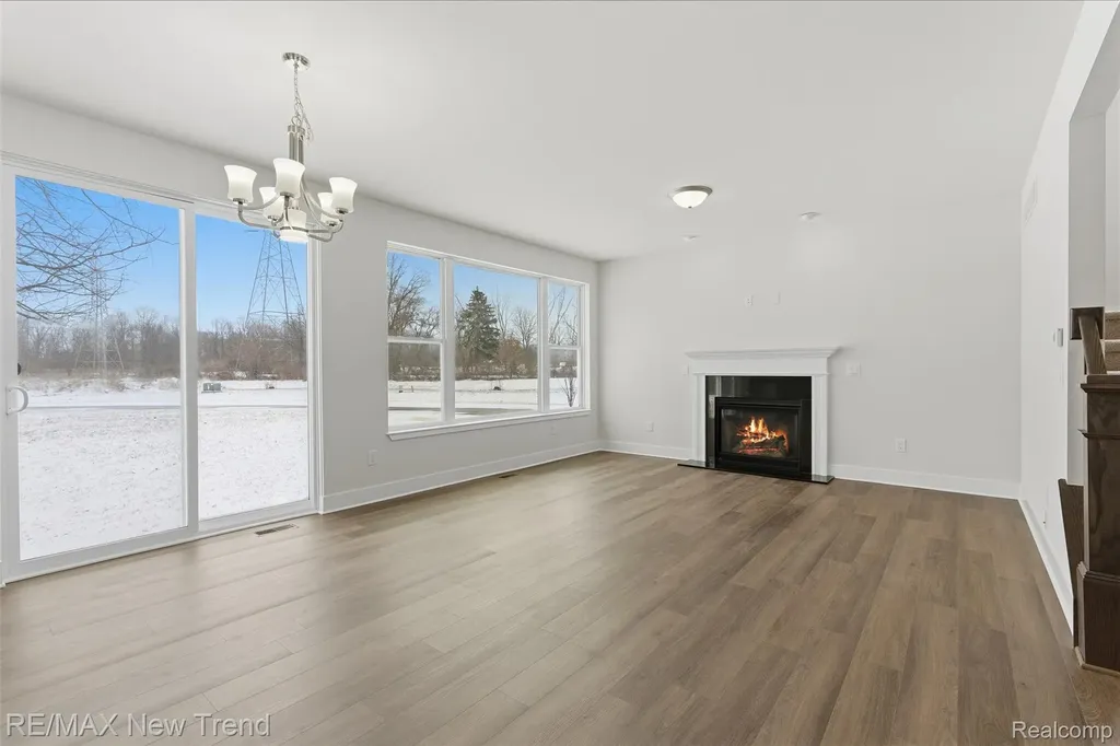 2388 Madison Street Wixom City MI 48393
