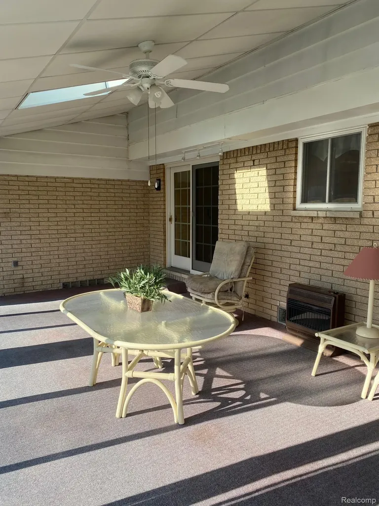 36745 Rowe Drive Sterling Heights City MI 48312