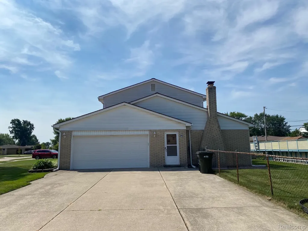 36745 Rowe Drive Sterling Heights City MI 48312