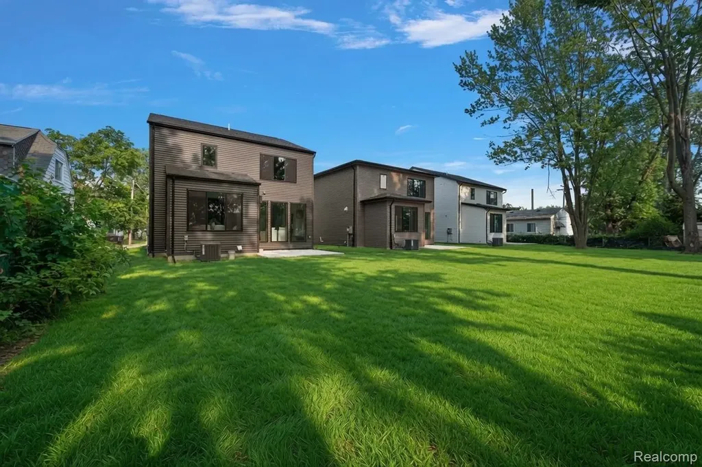 3139 Grayson Street Ferndale City MI 48220