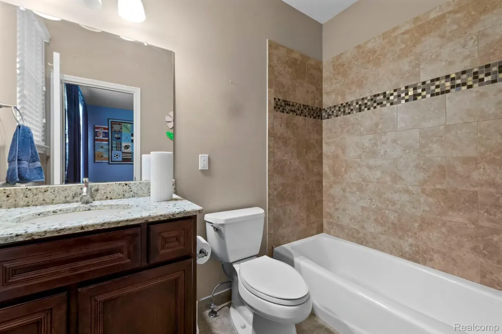 56555 Hartley Drive W Shelby Charter Township MI 48316