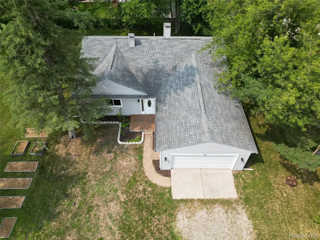 1145 Bayfield Street Orion Charter Township MI 48362