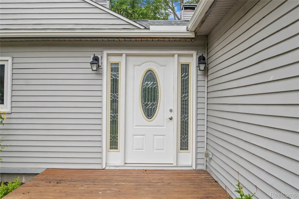 1145 Bayfield Street Orion Charter Township MI 48362