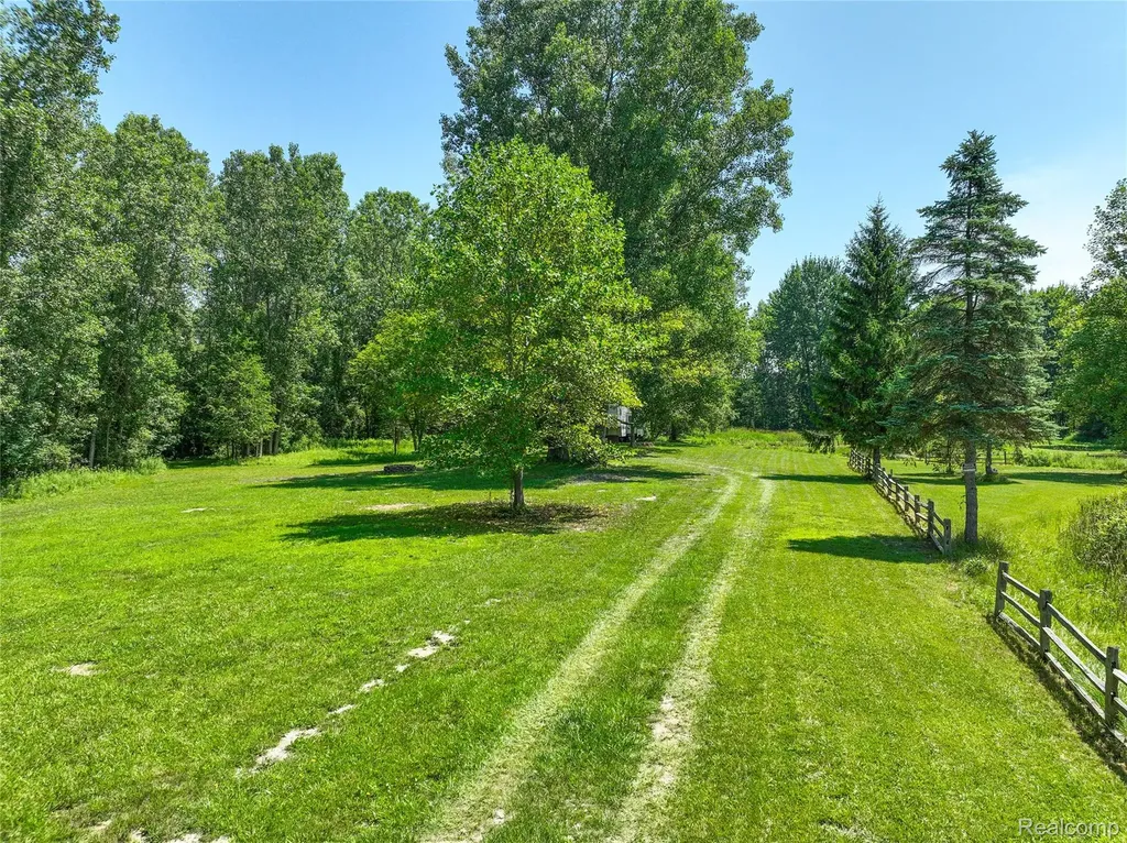Vacant Land Nicholson Road Fowlerville Village MI 48836