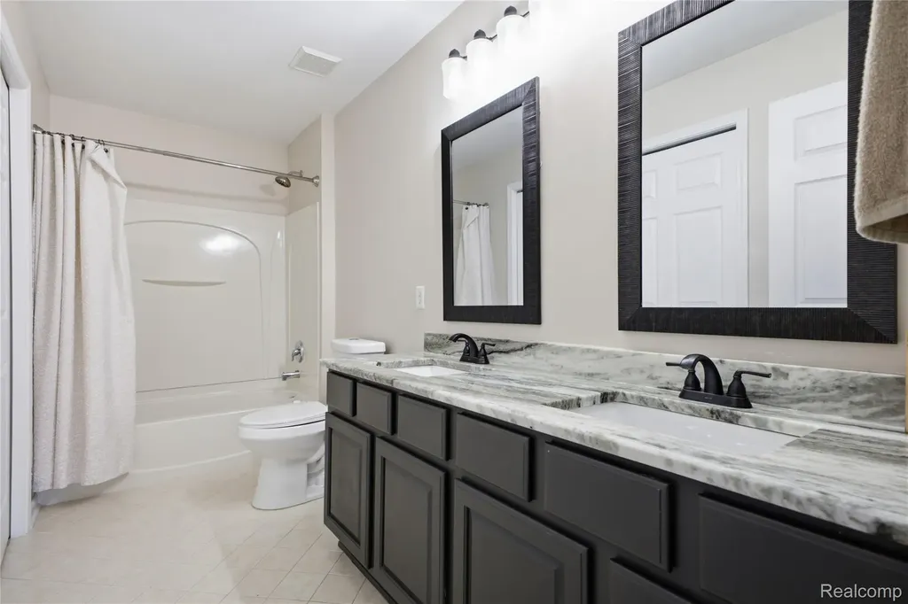 56291 Hastings Drive Macomb Township MI 48042