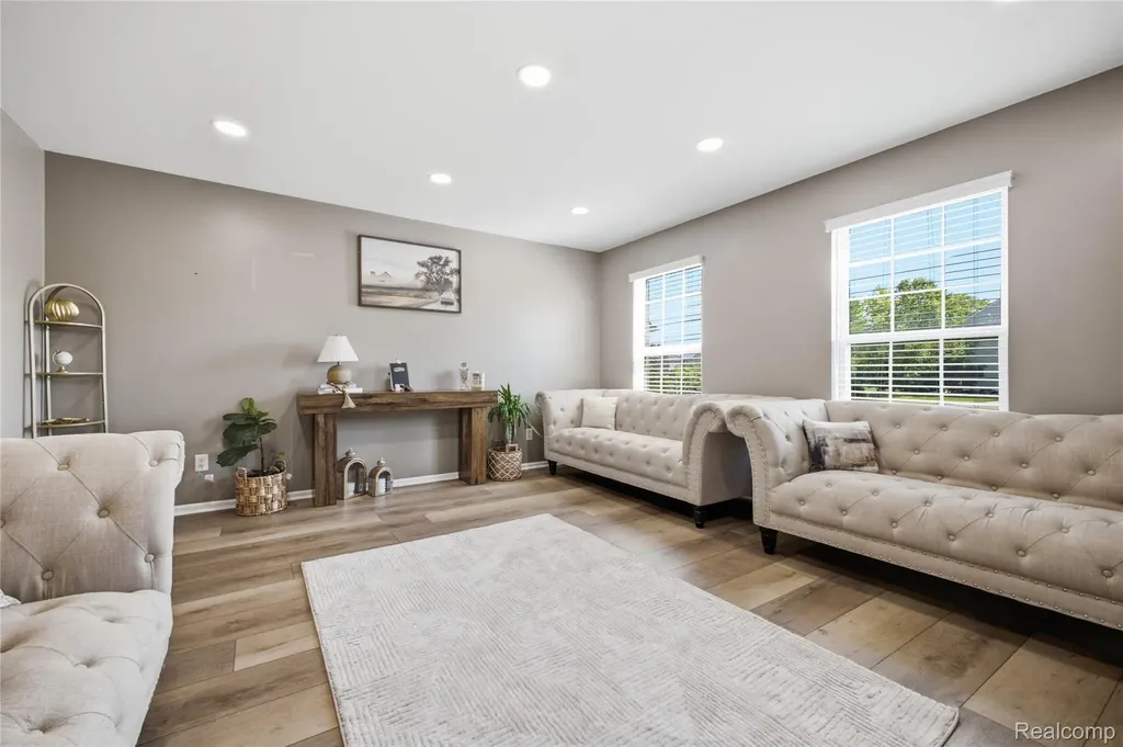 56291 Hastings Drive Macomb Township MI 48042
