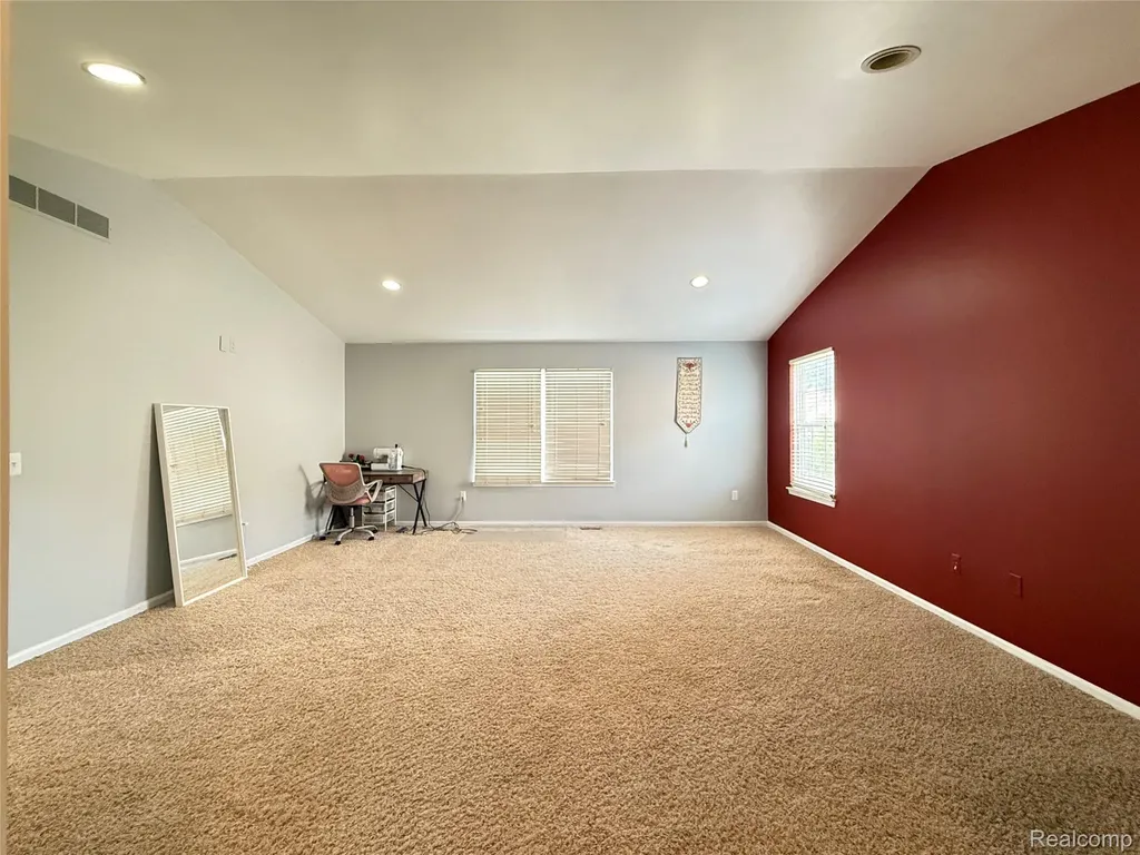 15584 Timbers Edge Drive Clinton Charter Township MI 48035