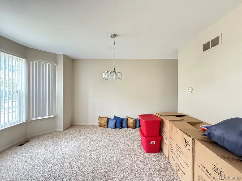 15584 Timbers Edge Drive Clinton Charter Township MI 48035