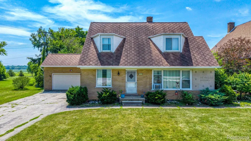 9735 Dolan Road Columbus Township MI 48063