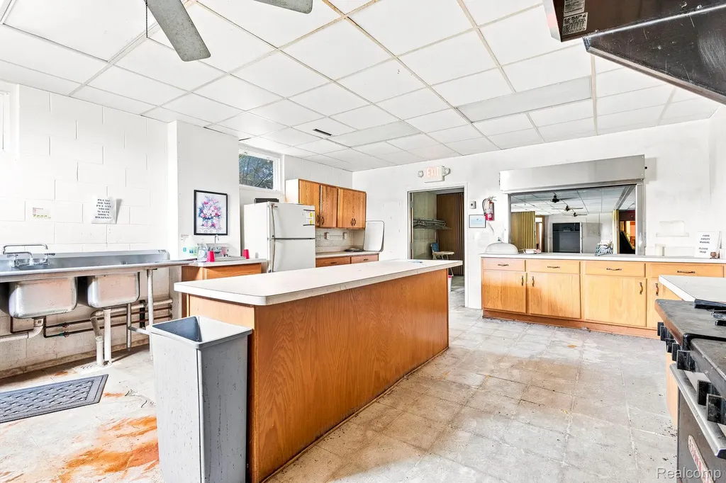9735 Dolan Road Columbus Township MI 48063