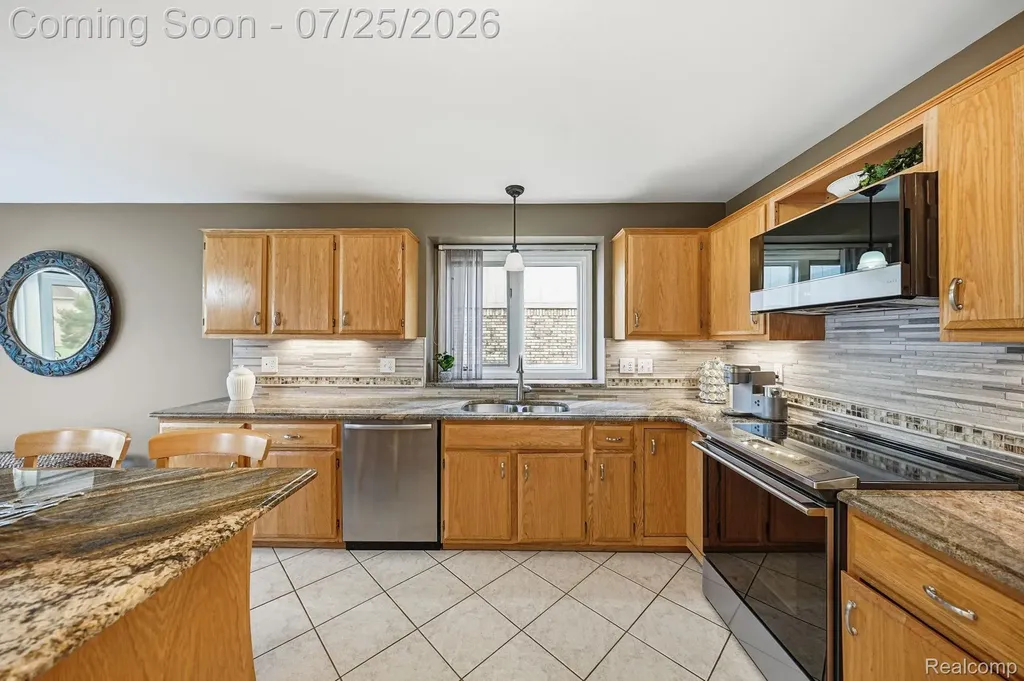54049 Carnation Drive Macomb Township MI 48042