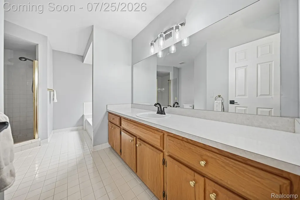 54049 Carnation Drive Macomb Township MI 48042
