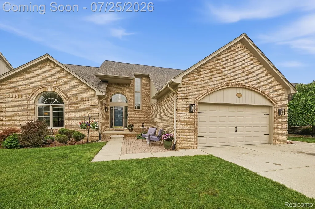 54049 Carnation Drive Macomb Township MI 48042