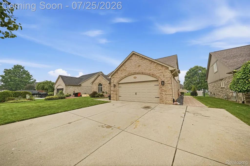 54049 Carnation Drive Macomb Township MI 48042