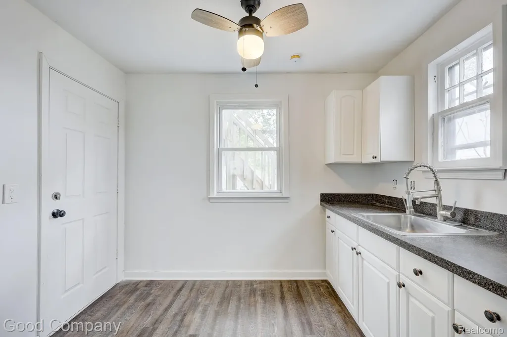1936 Farrow Street Ferndale City MI 48220