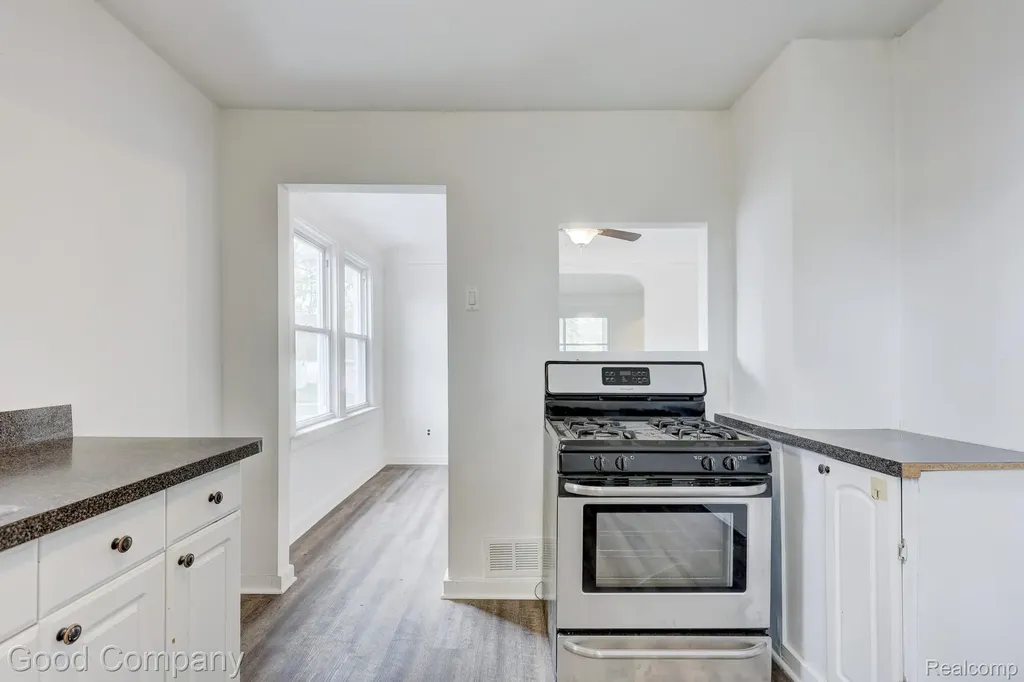 1936 Farrow Street Ferndale City MI 48220