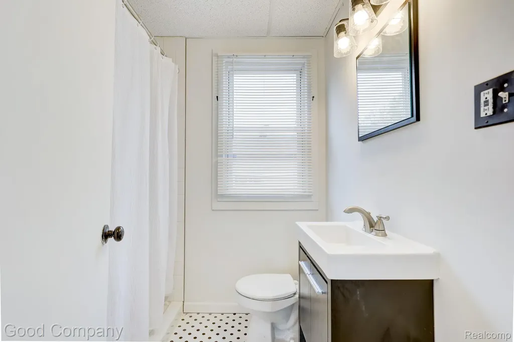 1936 Farrow Street Ferndale City MI 48220