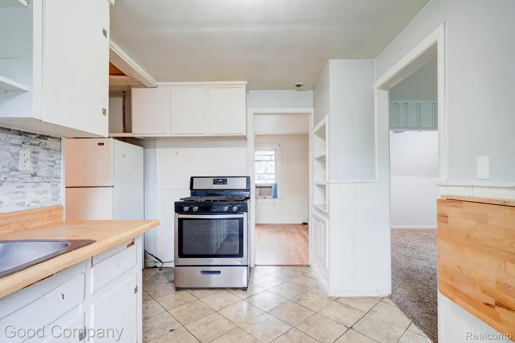 1936 Farrow Street Ferndale City MI 48220
