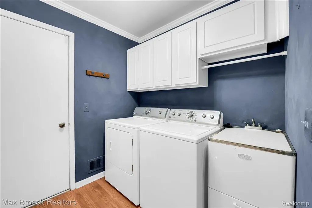 1180 Glenpointe Court Bloomfield Hills City MI 48304