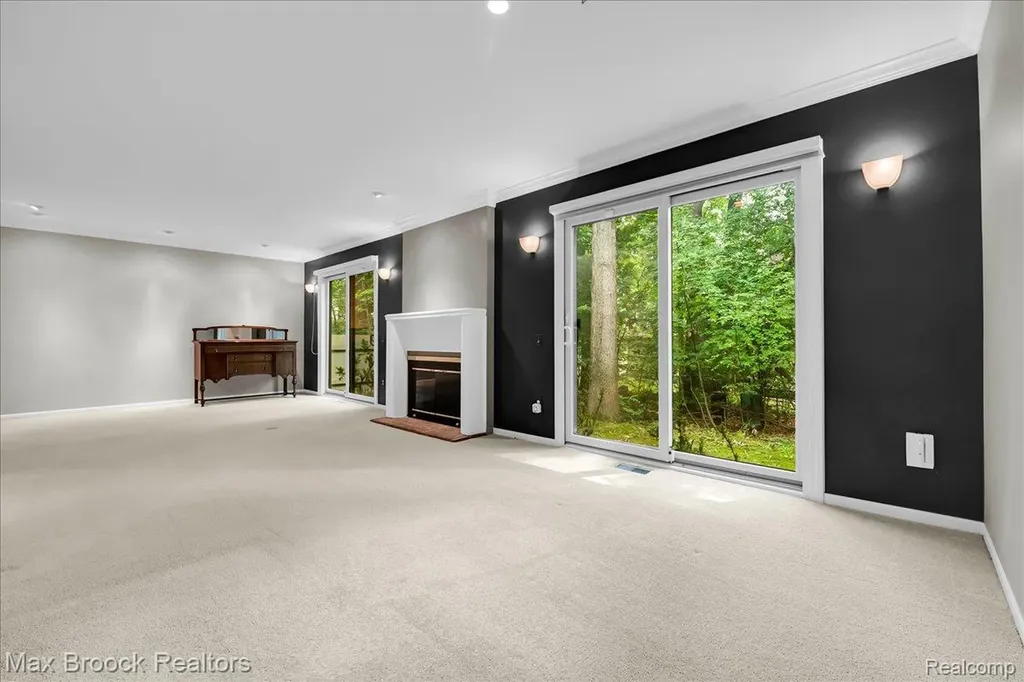 1180 Glenpointe Court Bloomfield Hills City MI 48304