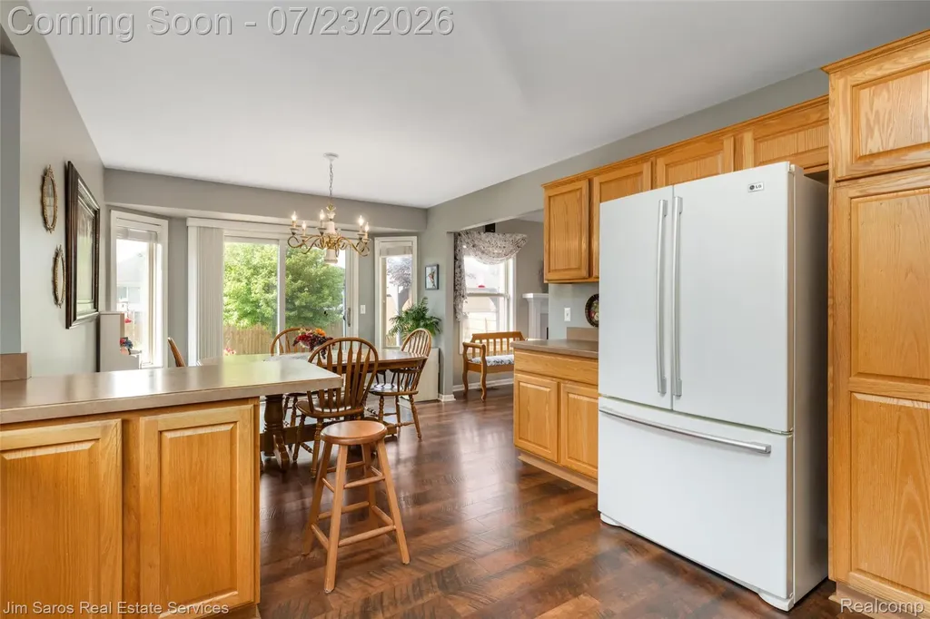 18500 Autumnwood Drive Clinton Charter Township MI 48035