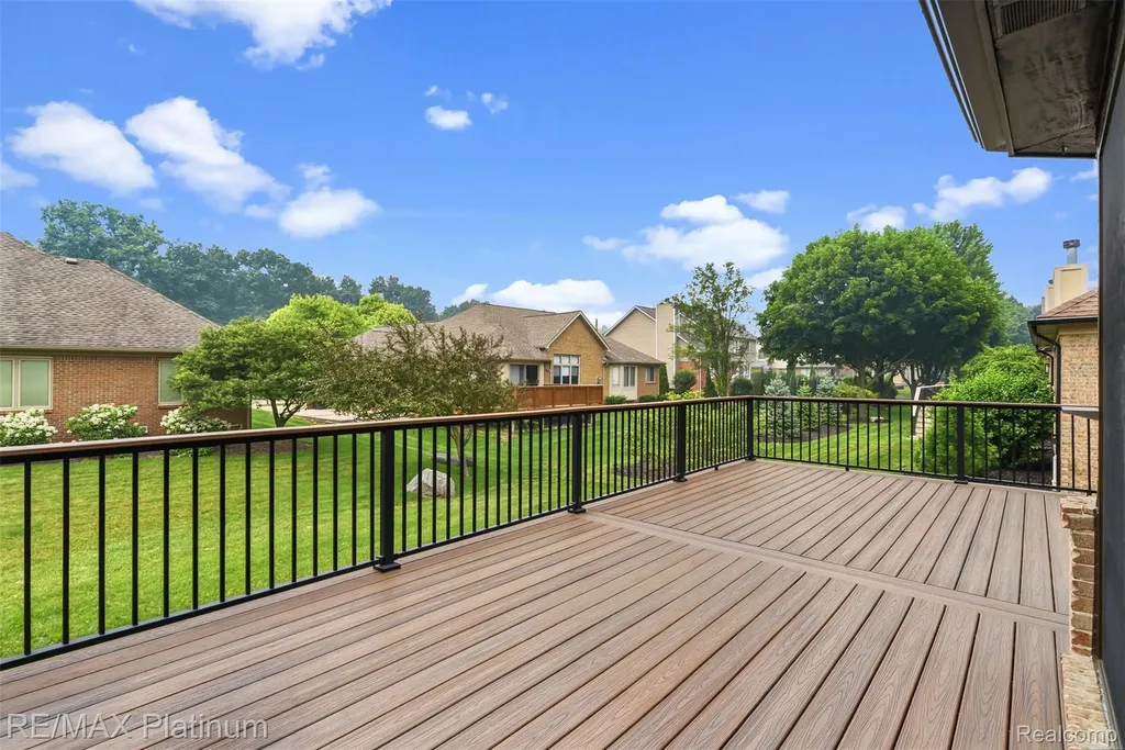 52655 Chestnut Grove Lane Shelby Charter Township MI 48316