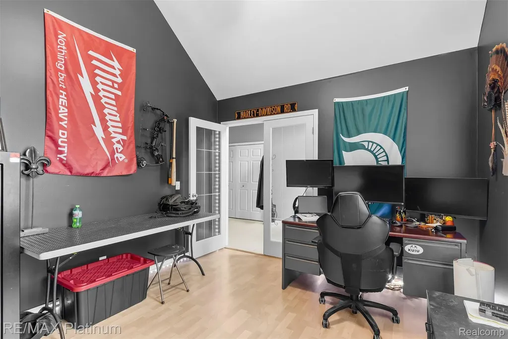 52655 Chestnut Grove Lane Shelby Charter Township MI 48316