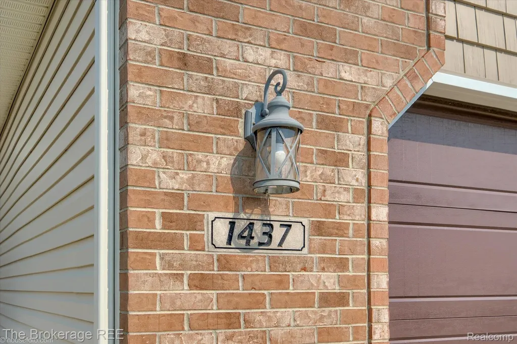 1437 Pondview Drive Davison Township MI 48423