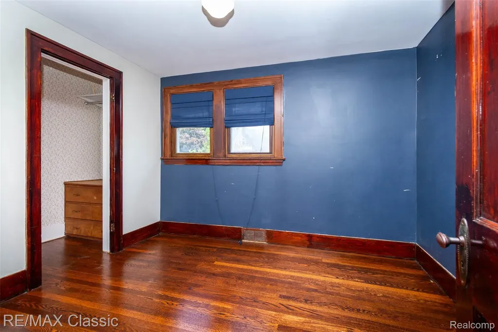 316 E Liberty Street Milford Village MI 48381