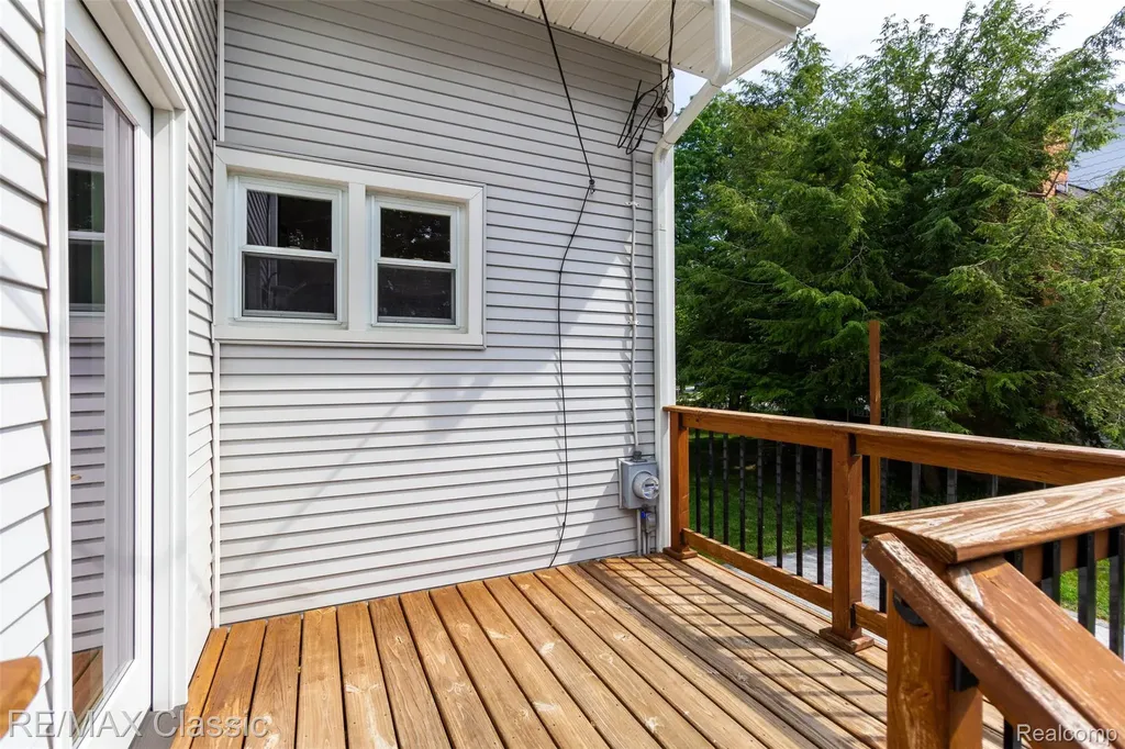 316 E Liberty Street Milford Village MI 48381