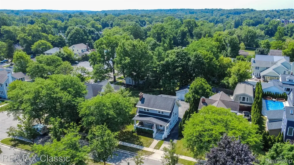 316 E Liberty Street Milford Village MI 48381