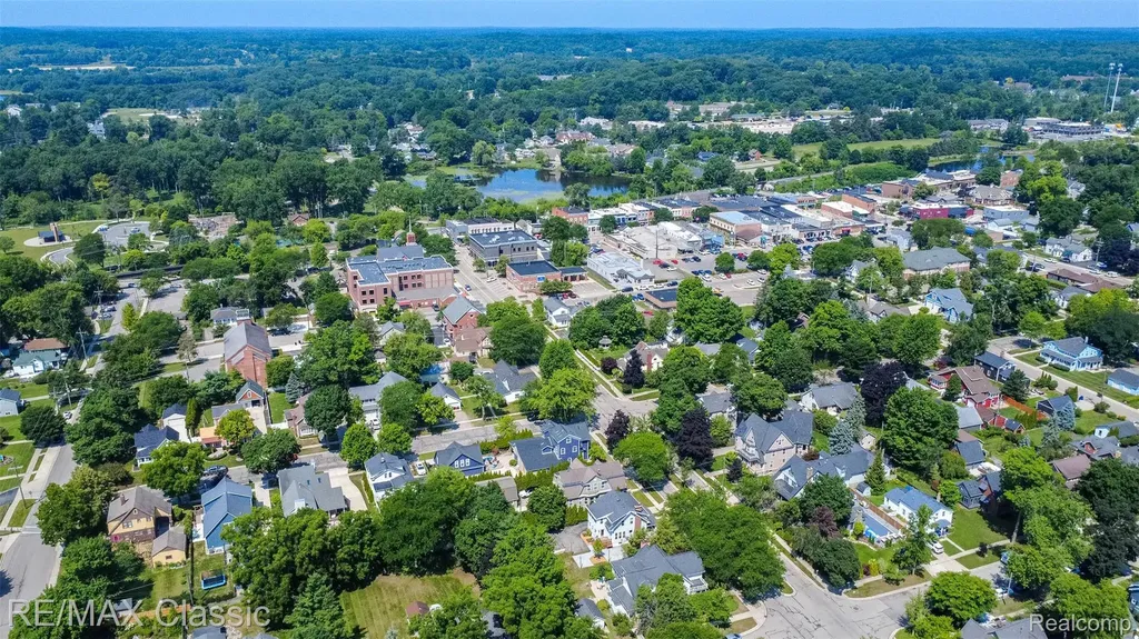 316 E Liberty Street Milford Village MI 48381