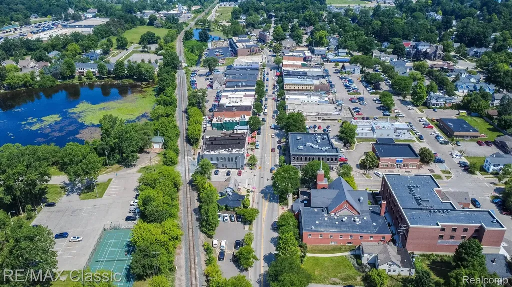 316 E Liberty Street Milford Village MI 48381