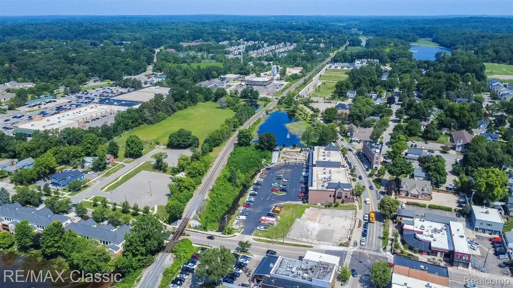 316 E Liberty Street Milford Village MI 48381