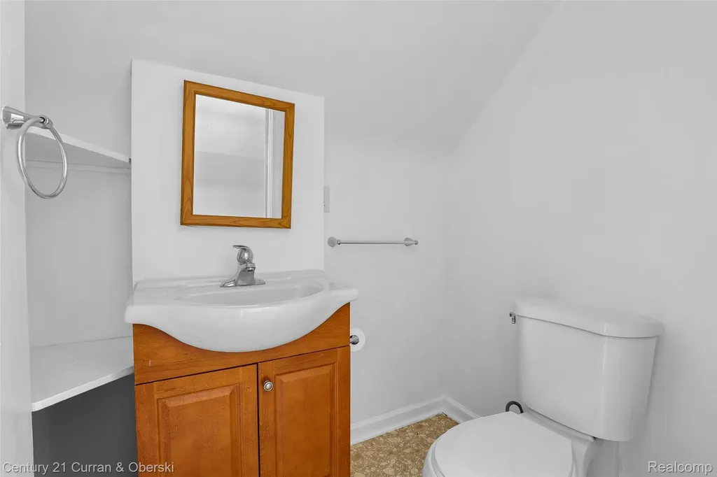 22732 Madison Street Dearborn City MI 48124