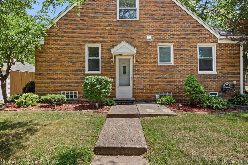 22732 Madison Street Dearborn City MI 48124
